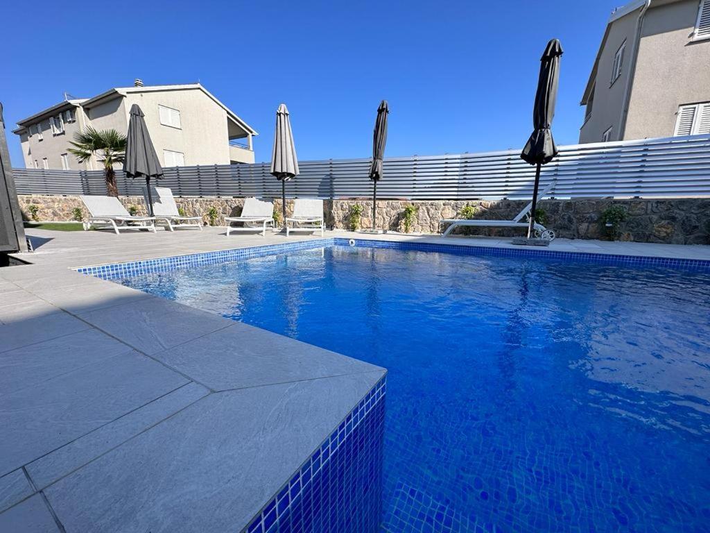 Luxury Apartments Marty Malinska Buitenkant foto